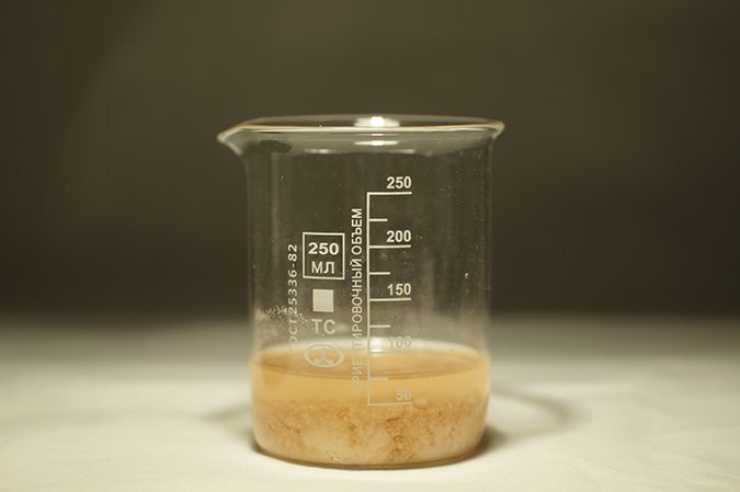 Растворяем соль амфетамина в воде 1K1 по массе 2.jpg